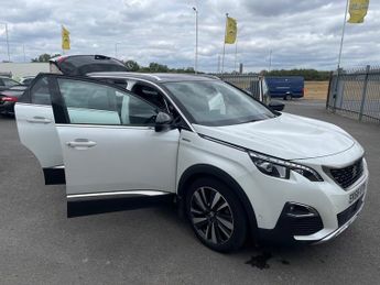 Peugeot 5008 1.5 BLUEHDI S/S GT LINE PREMIUM