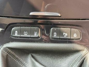 Land Rover  1.2 Turbo SE SUV 5dr Petrol Manual Euro 6 (s/s) (130 ps)
