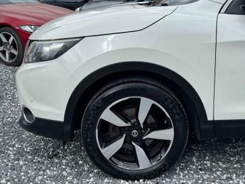 Nissan Qashqai 1.2 DIG-T n-tec 2WD Euro 5 (s/s) 5dr