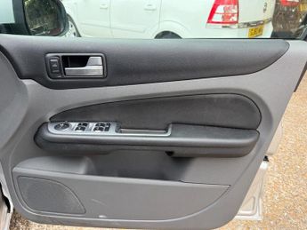 Ford Focus TITANIUM