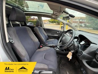 Honda Jazz 1.4 i-VTEC EX Hatchback 5dr Petrol CVT Euro 5 (99 ps)