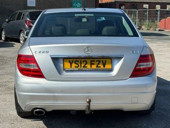 Mercedes-Benz C Class 2.1 C220 CDI BlueEfficiency SE G-Tronic+ Euro 5 (s/s) 4dr