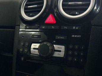 Vauxhall Corsa 1.4 16V SE Auto Euro 5 3dr