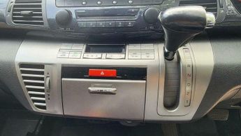 Honda FR-V 1.8 i-VTEC ES 5dr