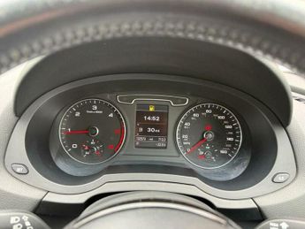 Audi Q3 2.0 TDI S line S Tronic quattro Euro 5 (s/s) 5dr