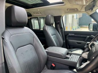 Land Rover Defender 3.0 D250 MHEV XS Edition Auto 4WD Euro 6 (s/s) 5dr