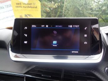 Peugeot 208 PURETECH ALLURE S/S