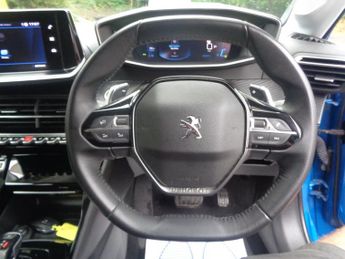 Peugeot 208 PURETECH ALLURE S/S