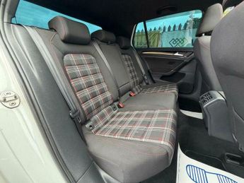 Volkswagen Golf GTi 2.0 TSI BlueMotion Tech GTI DSG Euro 6 (s/s) 5dr