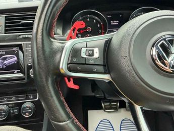 Volkswagen Golf GTi 2.0 TSI BlueMotion Tech GTI DSG Euro 6 (s/s) 5dr