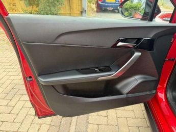 MG MG 4 64kWh Trophy Long Range Auto 5dr