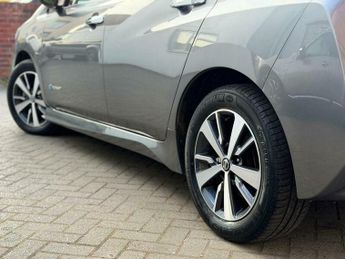 Nissan Leaf 40kWh Acenta Auto 5dr