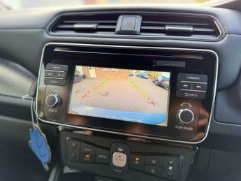 Nissan Leaf 40kWh Acenta Auto 5dr