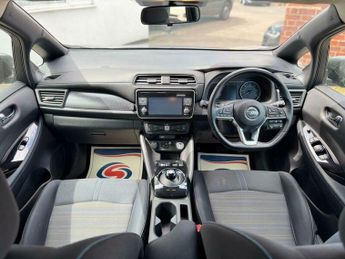 Nissan Leaf 40kWh Acenta Auto 5dr