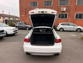 Audi A4 2.0 TFSI S line S Tronic quattro Euro 5 4dr