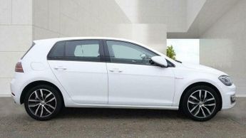 Volkswagen Golf 35.8kWh e-Golf Auto 5dr