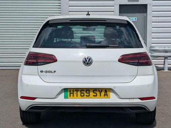 Volkswagen Golf 35.8kWh e-Golf Auto 5dr
