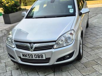 Vauxhall Astra 1.8i 16v Elite Hatchback 5dr Petrol Automatic (184 g/km, 138 bhp