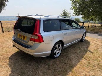Volvo V70 D R-DESIGN SE