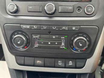 Skoda Yeti 2.0 TDI Elegance Euro 5 5dr