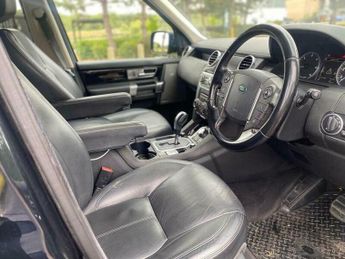 Land Rover Discovery 3.0 SD V6 HSE CommandShift 4WD Euro 5 5dr