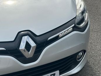 Renault Clio 1.2 16V Dynamique Nav Hatchback 5dr Petrol Manual Euro 6 (75 ps)
