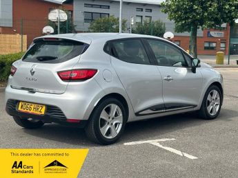Renault Clio 1.2 16V Dynamique Nav Hatchback 5dr Petrol Manual Euro 6 (75 ps)