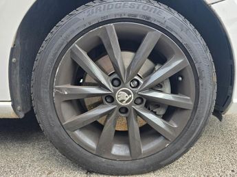 Skoda Fabia COLOUR EDITION TSI DSG