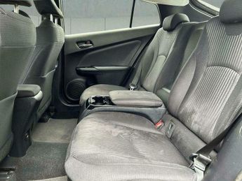 Toyota Prius 1.8 VVT 8.8kWh Business Edition Plus CVT Euro 6 (s/s) 5dr
