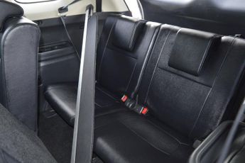 Mitsubishi Outlander DI-D 4