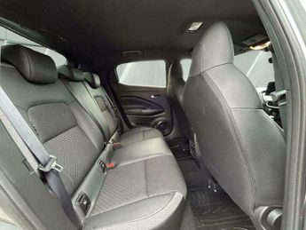 Nissan Juke 1.6 N-Connecta Auto Euro 6 5dr