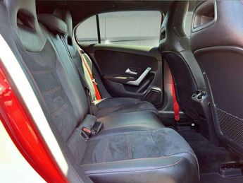 Mercedes-Benz A Class 2.0 A35 AMG SpdS DCT 4MATIC Euro 6 (s/s) 5dr