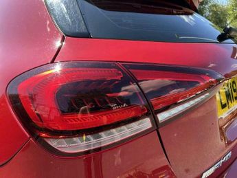 Mercedes-Benz A Class 2.0 A35 AMG SpdS DCT 4MATIC Euro 6 (s/s) 5dr