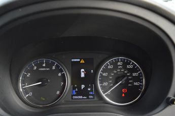 Mitsubishi Outlander 4
