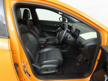 MG MG 4 64kWh Trophy Long Range Auto 5dr