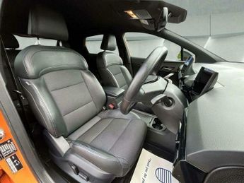 MG MG 4 64kWh Trophy Long Range Auto 5dr