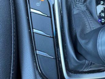 Hyundai Ioniq 1.6 h-GDi Premium DCT Euro 6 (s/s) 5dr