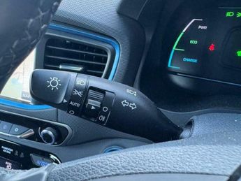 Hyundai Ioniq 1.6 h-GDi Premium DCT Euro 6 (s/s) 5dr