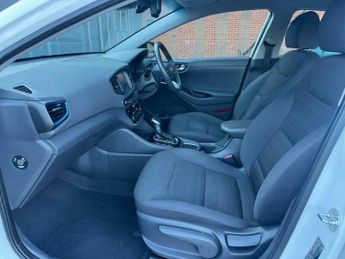 Hyundai Ioniq 1.6 h-GDi Premium DCT Euro 6 (s/s) 5dr