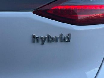 Hyundai Ioniq 1.6 h-GDi Premium DCT Euro 6 (s/s) 5dr