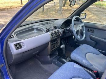 Nissan Micra 1.0 16v Tempest CVT 5dr