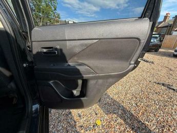 Mitsubishi Outlander 2.0 MIVEC Design CVT 4WD Euro 6 (s/s) 5dr