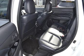 Mitsubishi Outlander PHEV 4H