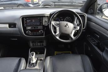 Mitsubishi Outlander PHEV 4H