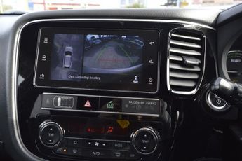 Mitsubishi Outlander PHEV 4H