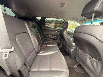 Hyundai Santa Fe 2.2 CRDi Blue Drive Premium Auto 4WD Euro 6 (s/s) 5dr (7 Seat)