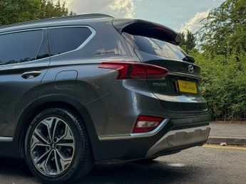 Hyundai Santa Fe 2.2 CRDi Premium SE Auto 4WD (s/s) 200 Bhp | Head Up Display_Ope