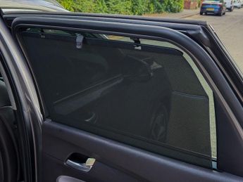 Hyundai Santa Fe 2.2 CRDi Premium SE Auto 4WD (s/s) 200 Bhp | Head Up Display_Ope