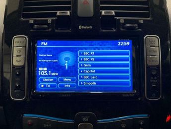 Nissan Leaf 24kWh Tekna Auto 5dr