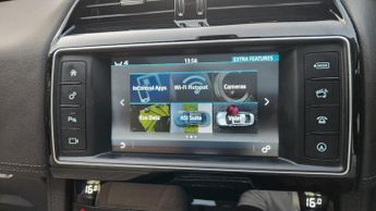 Jaguar F-Pace PORTFOLIO AWD